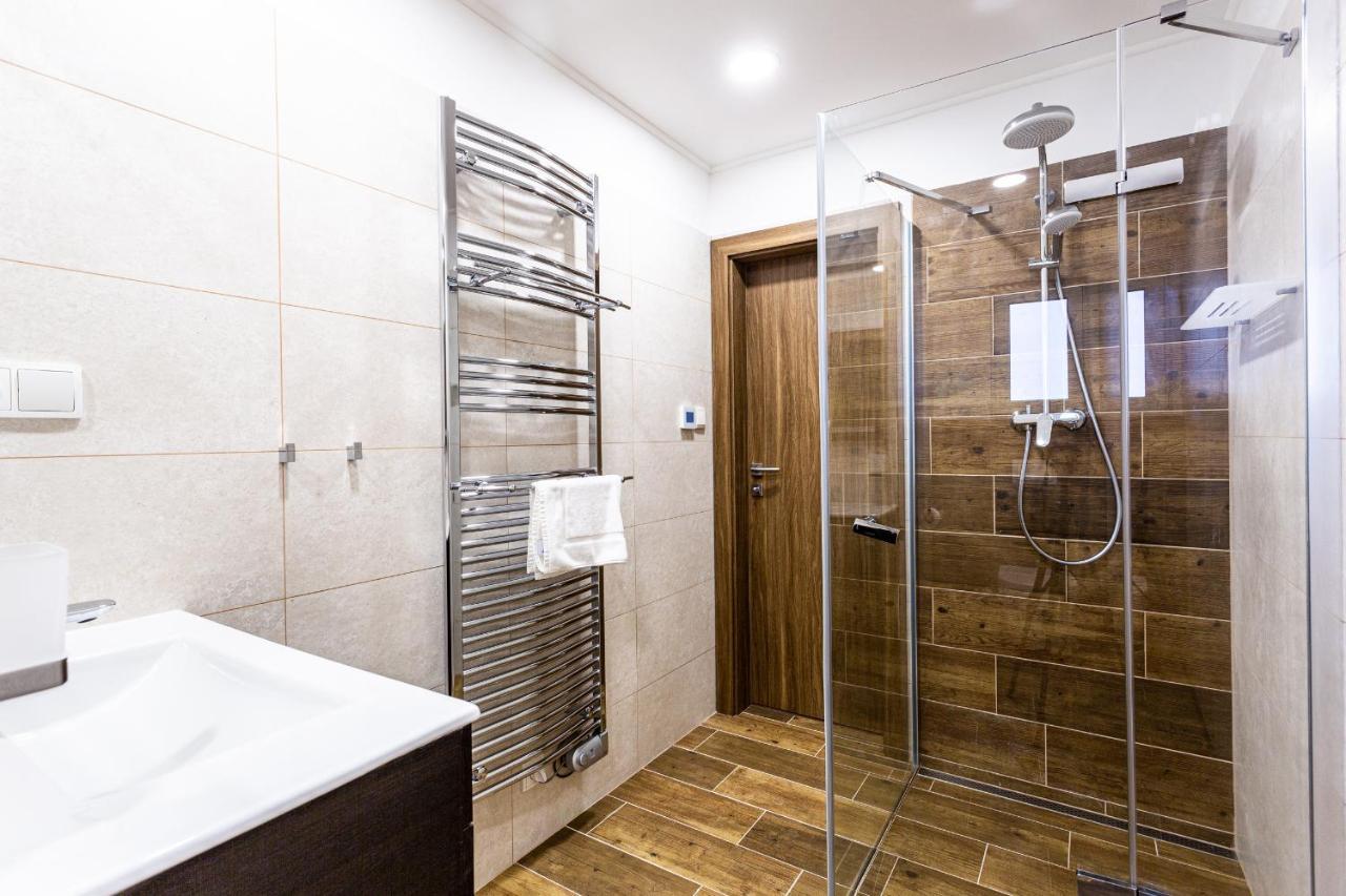 Apartmany Na Vyhledech Loučná pod Klínovcem Buitenkant foto