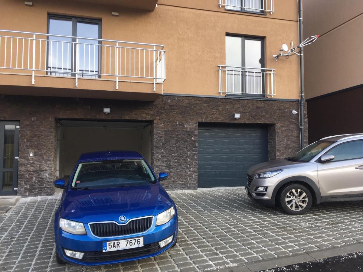 Apartmany Na Vyhledech Loučná pod Klínovcem Buitenkant foto